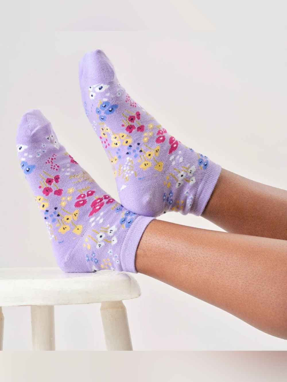 Thought Lavender Floral Bamboo Ankle Socks Size 6-9